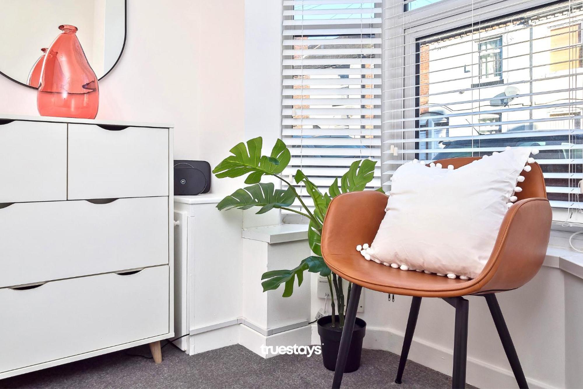 Nursery House By Truestays - 3 Bedroom House In Stoke-On-Trent Ngoại thất bức ảnh